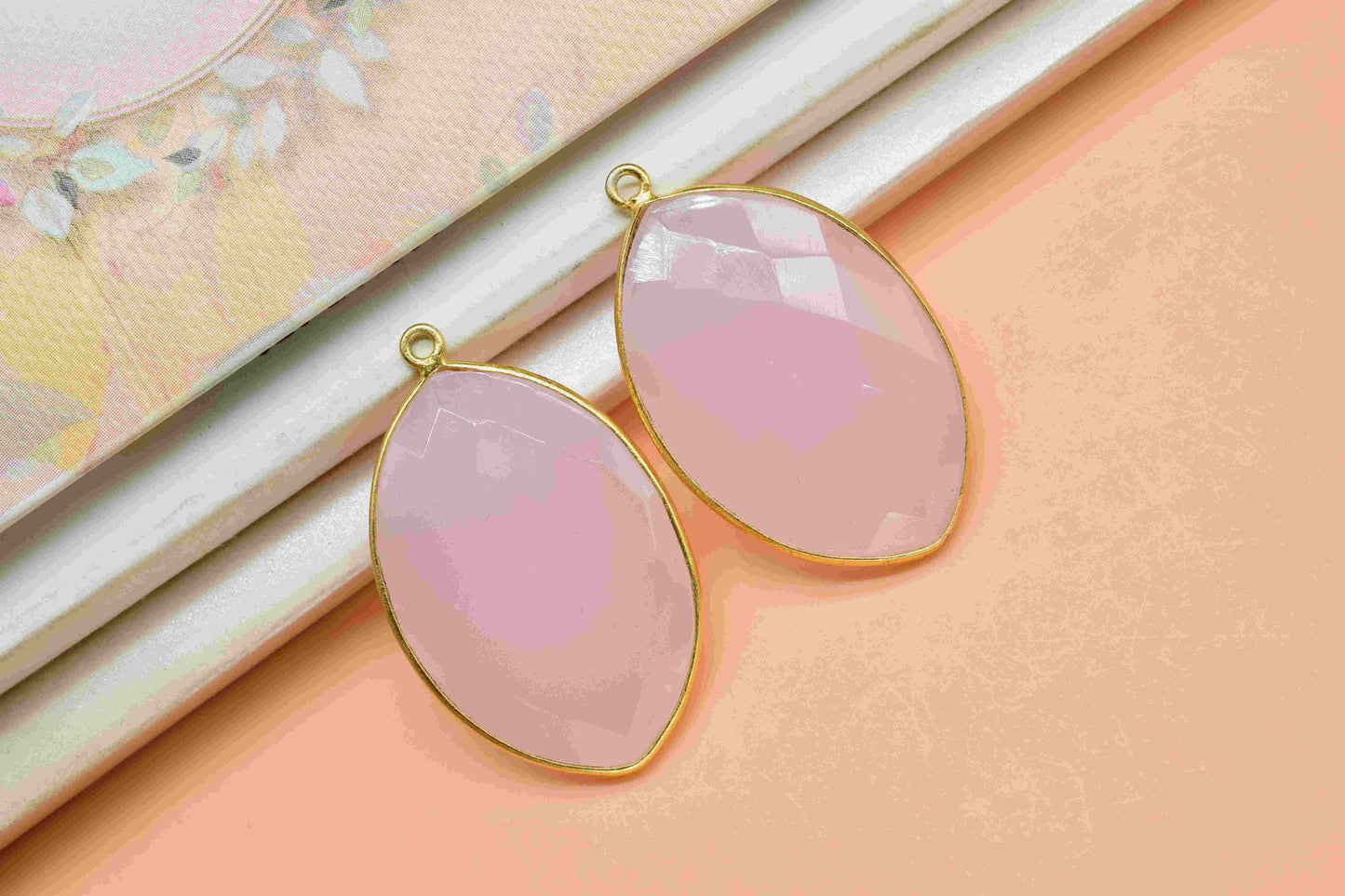 Pink Chalcedony 20x30mm Bezel, Marquise Shape Pendant, Single Bail Connector, Pink Gemstone Bezel,Handmade Bezel Pendant,Pink Quartz Jewelry