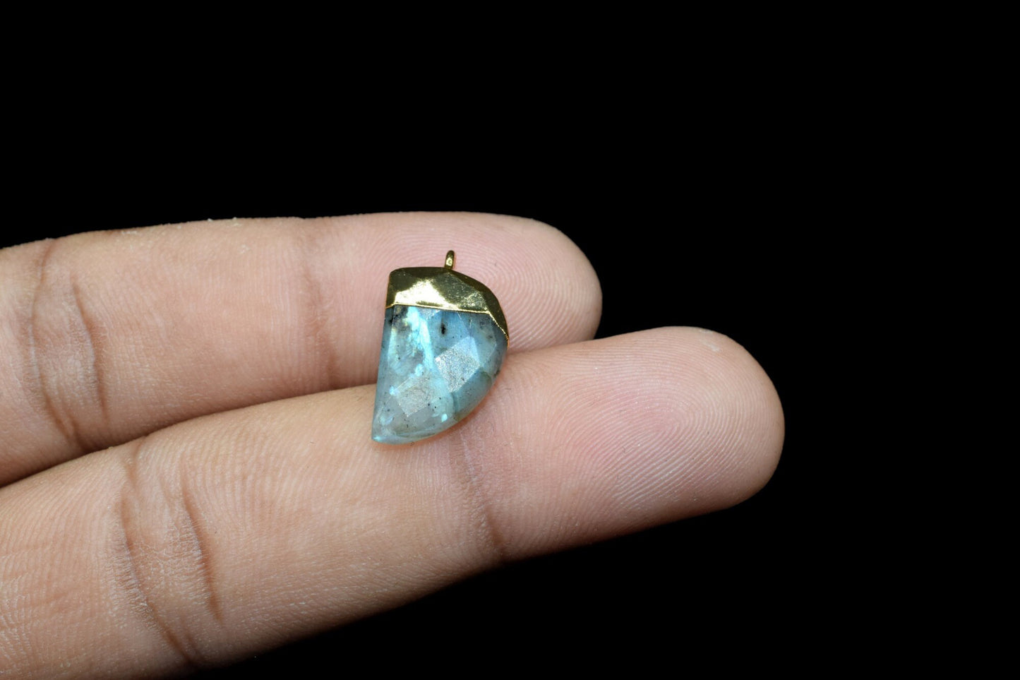 Labradorite 10x15mm Horn Shape Single bail connector,Labradorite Pendant,Labradorite Horn Gold Plated bezel,jewelry making charm,Labradorite