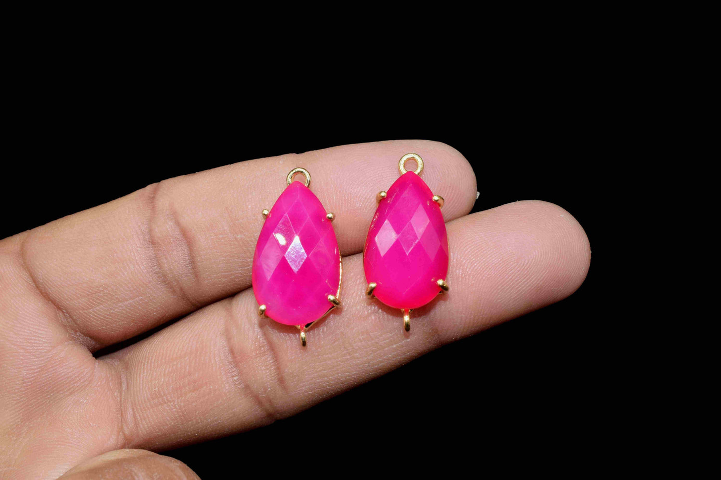 Hot Pink chalcedony Bezel Connectors,Prong Set Bezel,Handmade Gemstone Bezel,Hot Pink Quartz jewelry making charm,Fuchsia Pink Chalcedony