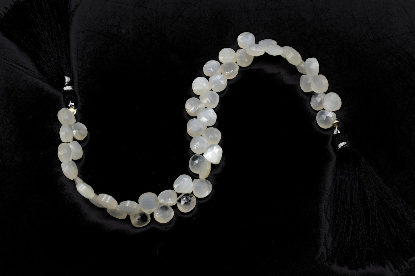 White Moonstone heart Shape beads,white Moonstone Briolette,8mm heart Shape beads,AAA Quality Briolette,j8''heart shape strand,faceted bead