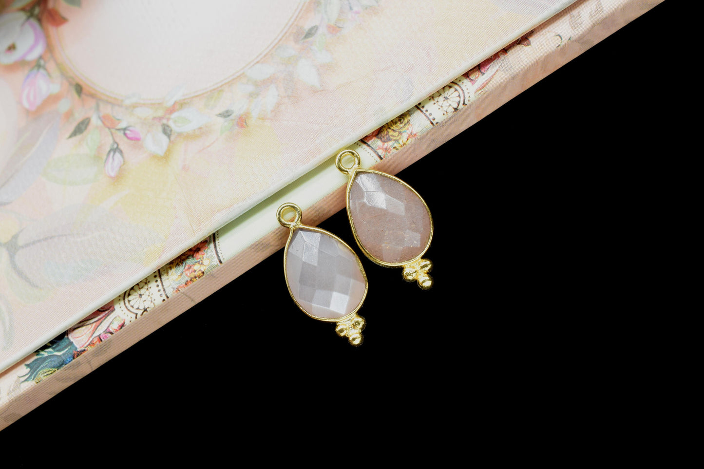 Peach Moonstone Faceted Charms Pendant,Peach Moonstone Single Bail Pendant Jewelry,Peach Gemstone 10x14mm Teardrop Shape Gold Plated bezel