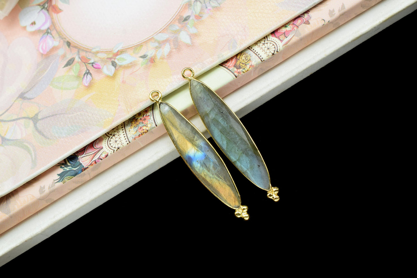 Labradorite 7x34mm marquise Shape Connector Pendant,Labradorite Gold Plating Connector,Labradorite Gemstone Faceted Single bail charm,Gift