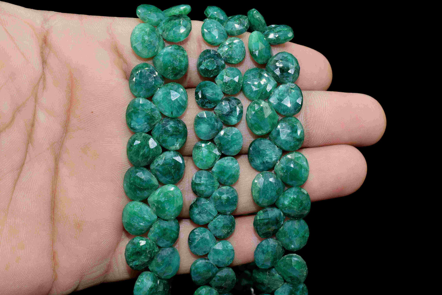Natural Emerald AAA Quality Faceted 10mm Heart Shape Briolettes,Emerald Heart Shape beads,Emerald bead,Emerald briolettes for making jewelry