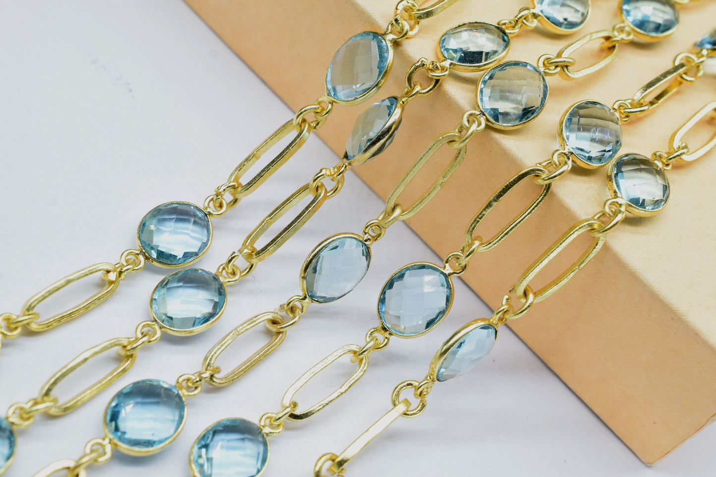 Sky Topaz link Chain,Sky Topaz Bezel Chain,Sky Topaz Oval Shape Connector ChainSky Topaz bezel chain,Sky Topaz link chain,station link chain