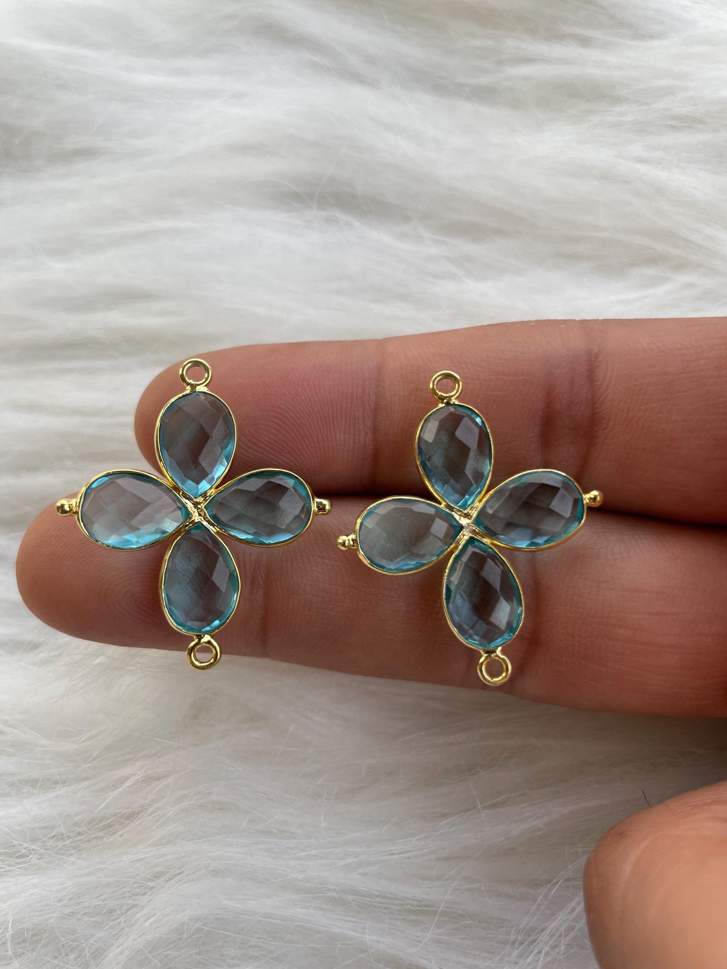 Sky Topaz Teardrop Pendant,Blue Gemstone jewelry,Sky Topaz Bezel connectors,Topaz Gemstone Bracelet Charm,Double Loop connector,B'Gifts,P122