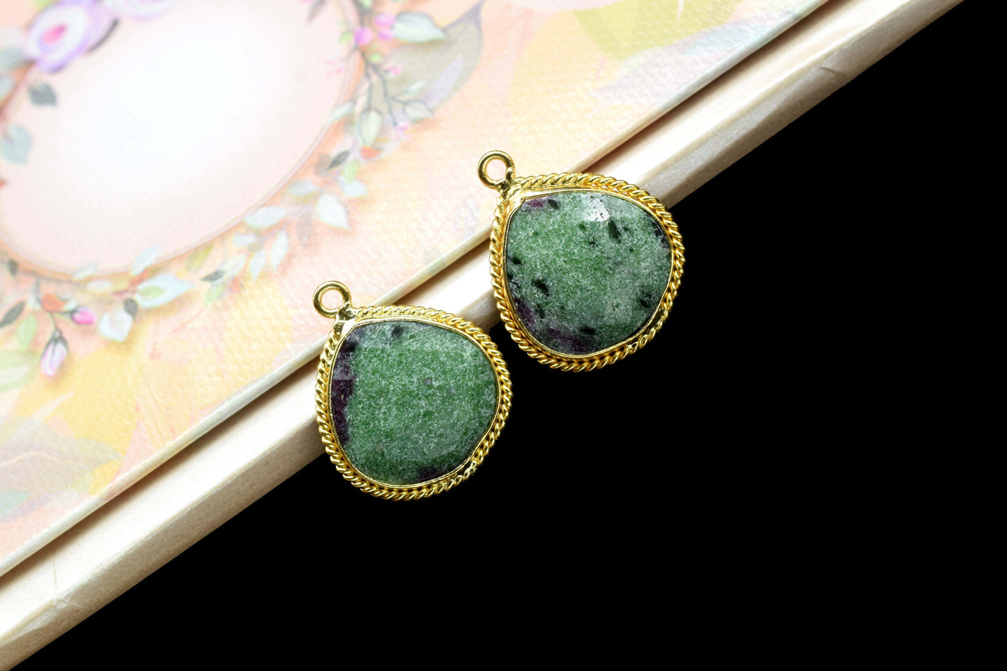 Ruby Zoisite Gemstone Faceted 14mm Heart Shape Connector,Gemstone Single Bail Connector Pendant Jewelry,Zoisite Checker Cut Pendant jewelry