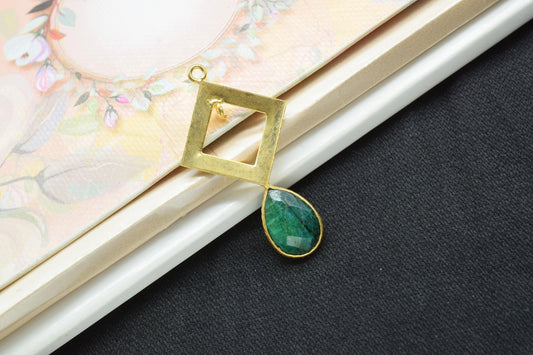 Natural Emerald Designer Pendant/Teardrop Pendant/Emerald Faceted Gemstone/Emerald Earring/Handmade Jewellery Essentials/Faceted Cut Pendant