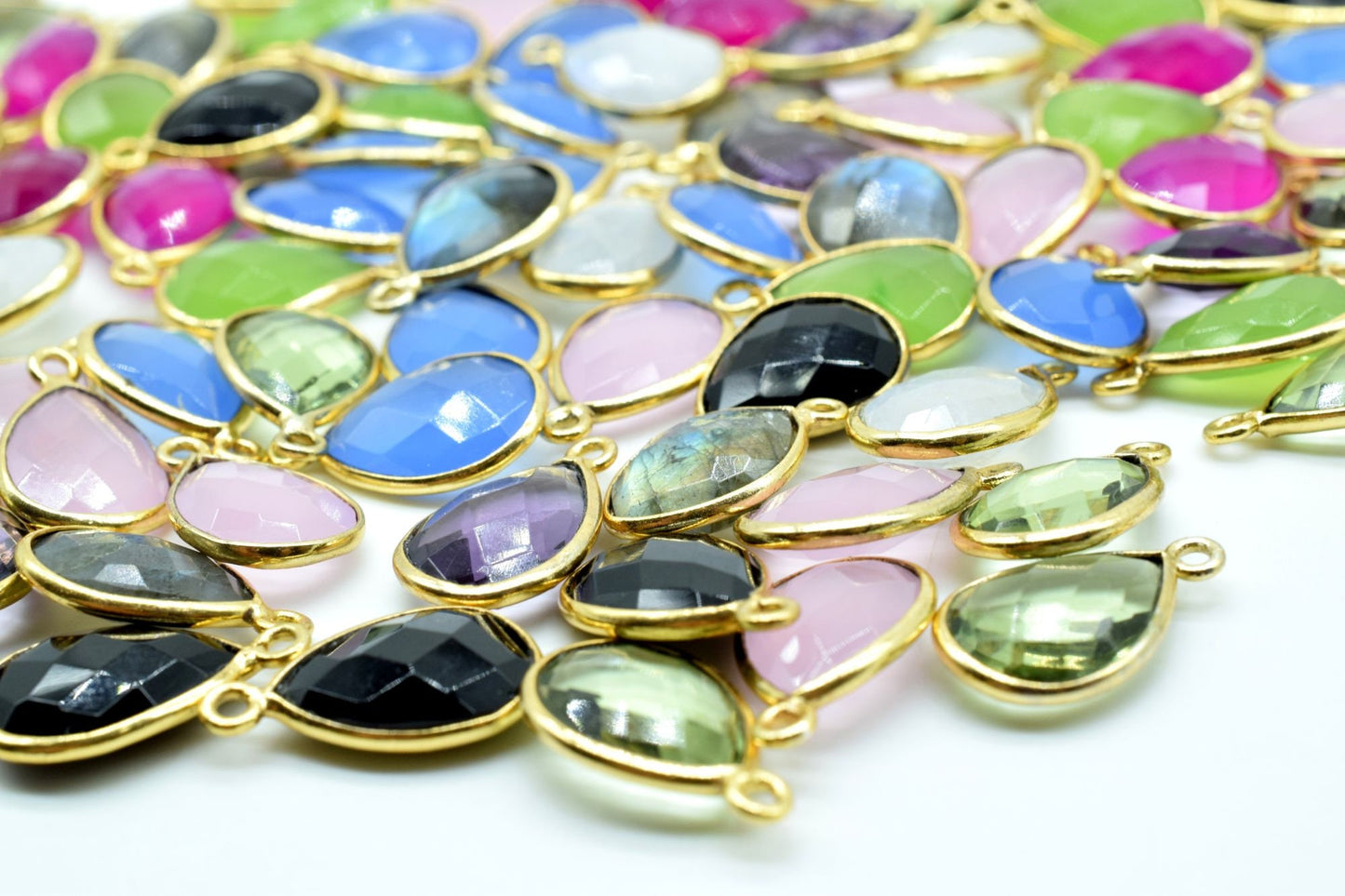 Prehnite 10x14mm Teardrop Bezel charm,Elegant Prehnite Gemstone Components Pear Shape Connectors,Single Bail Over Brass Gold Edge Jewelry