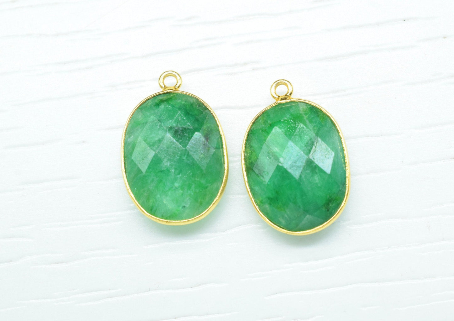 Emerald Component Pendant Charms,Handmade Jewelry Charm,Emerald Component Earring,Necklace Connector,Station Bezel Link,Gemstone single bail