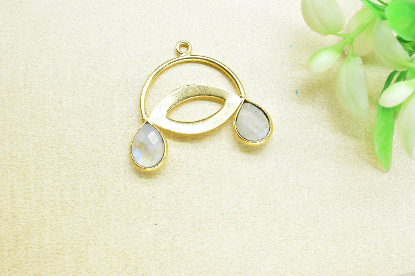 Moonstone Teardrop Pendant/Dua Stone Charms/Moonstone Faceted Cut Gemstone/Jewellery Essentials/Handmade Items/Charms & Pendants/Single Bail