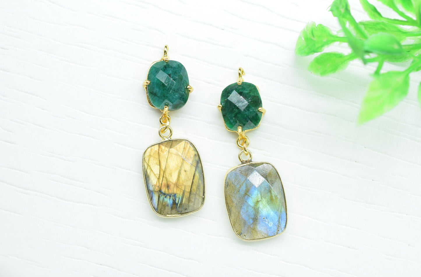 Natural Emerald Prong Setting Bezel Charm/Handmade Pendant/Labradorite Connector/Earring Connector/Multi Stone Pendant/Station Bezel Link