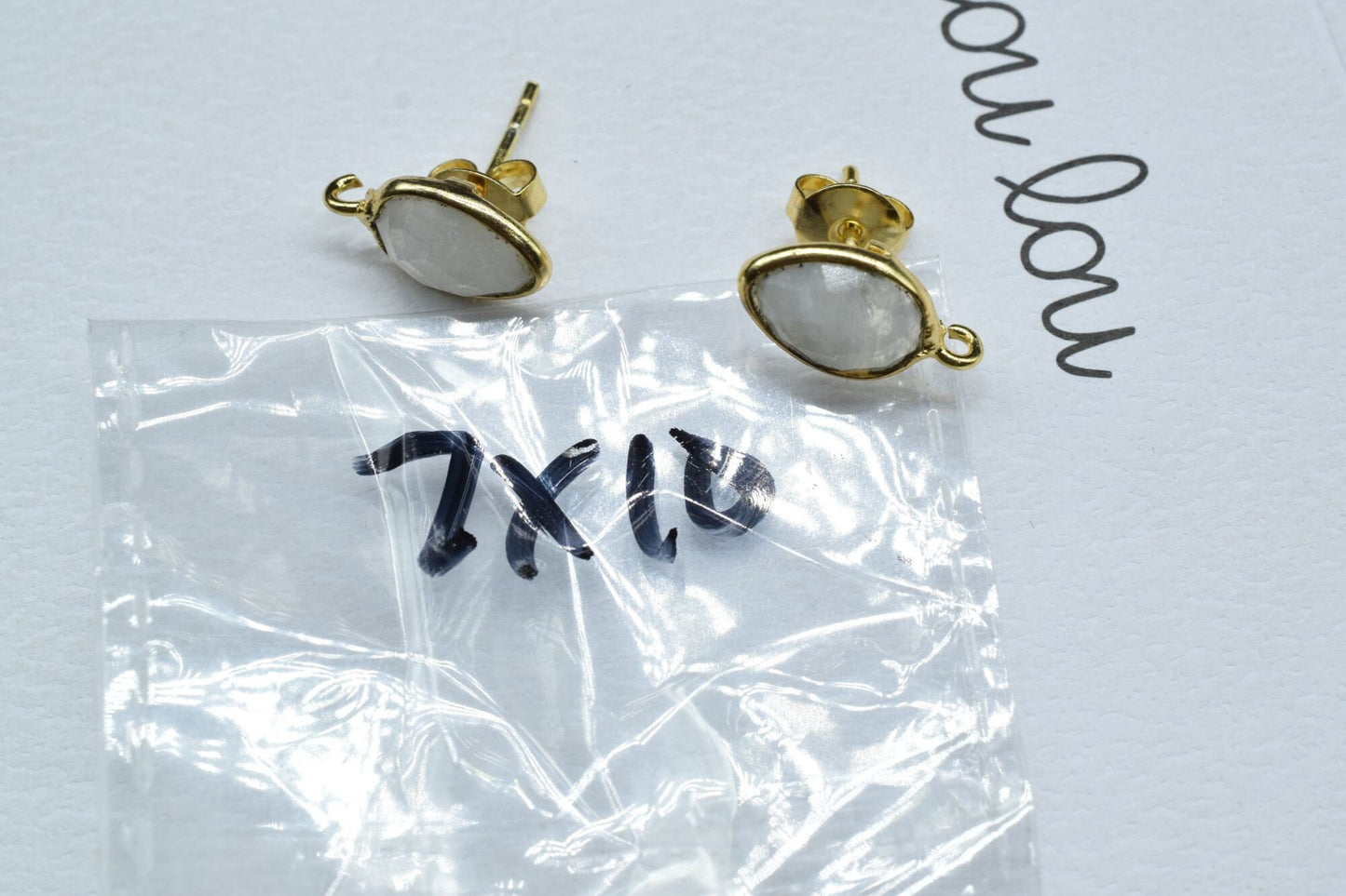 Moonstone 7x10mm Pear Shape Earring Connector,Jewelry Craft Supplie,Moonstone connector post stud,Jewelry,Teardrop Connector,Jewelry Finding