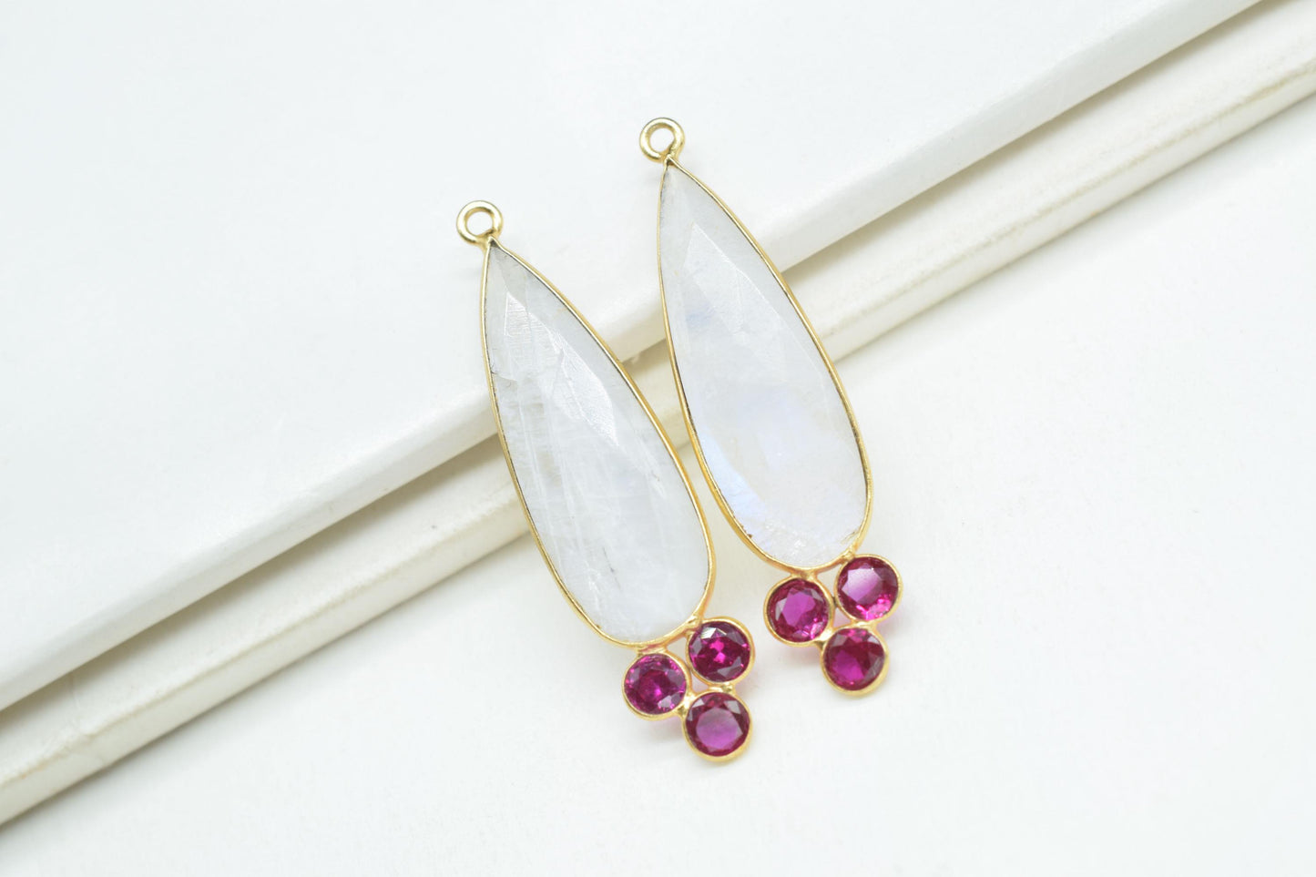 Natural Moonstone 10x30mm Pear shape Bezel charms,Moonstone Pendant,Gemstone connector,Moonstone Jewelry,Cubic zirconia Bezel charm,P121