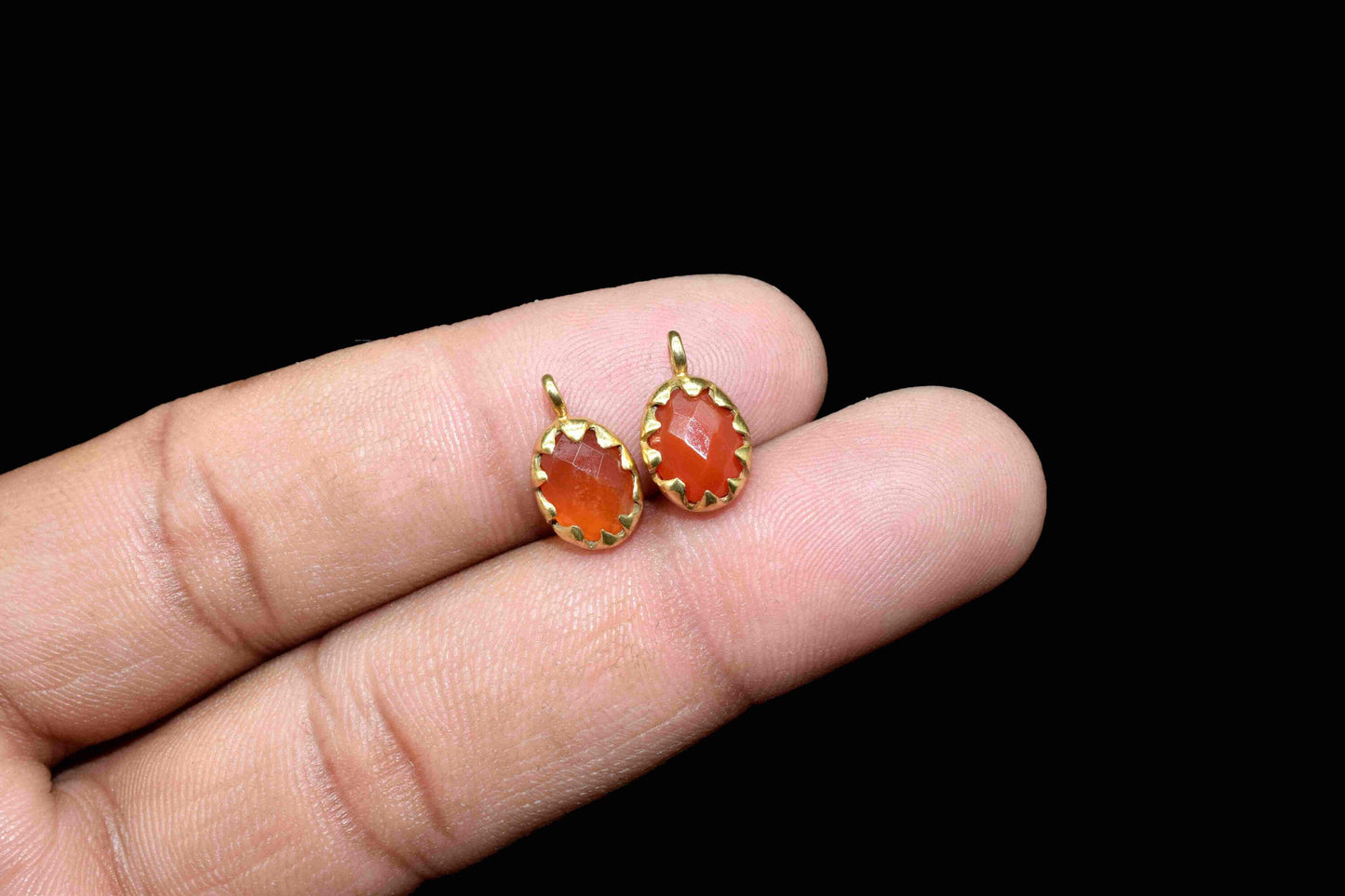 Tiny Carnelian Prong Connectors,Single bail connector,Pendants For Earring and Necklace,Handmade Gemstone Bezel Link,Carnelian Bezel Pendant