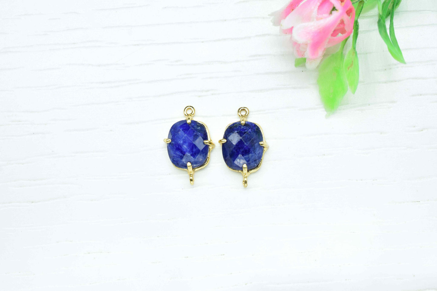 Blue Sapphire Prong Connector,double bail connector,Blue Sapphire jewelry,Handmade Gemstone Bezel,Sapphire Cushion Bezel Connector Jewelry