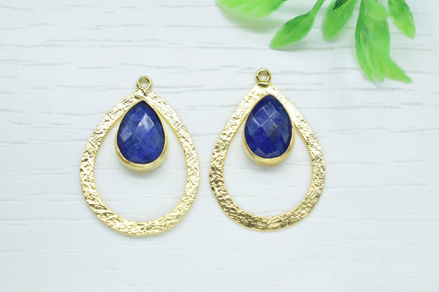 Blue Sapphire Gemstone Pendant/Pear Shape Pendant/Bezel Pendant/Jewelry making Stone/Gold Plated Jewelry/Connector Jewelry/Handmade/Gift