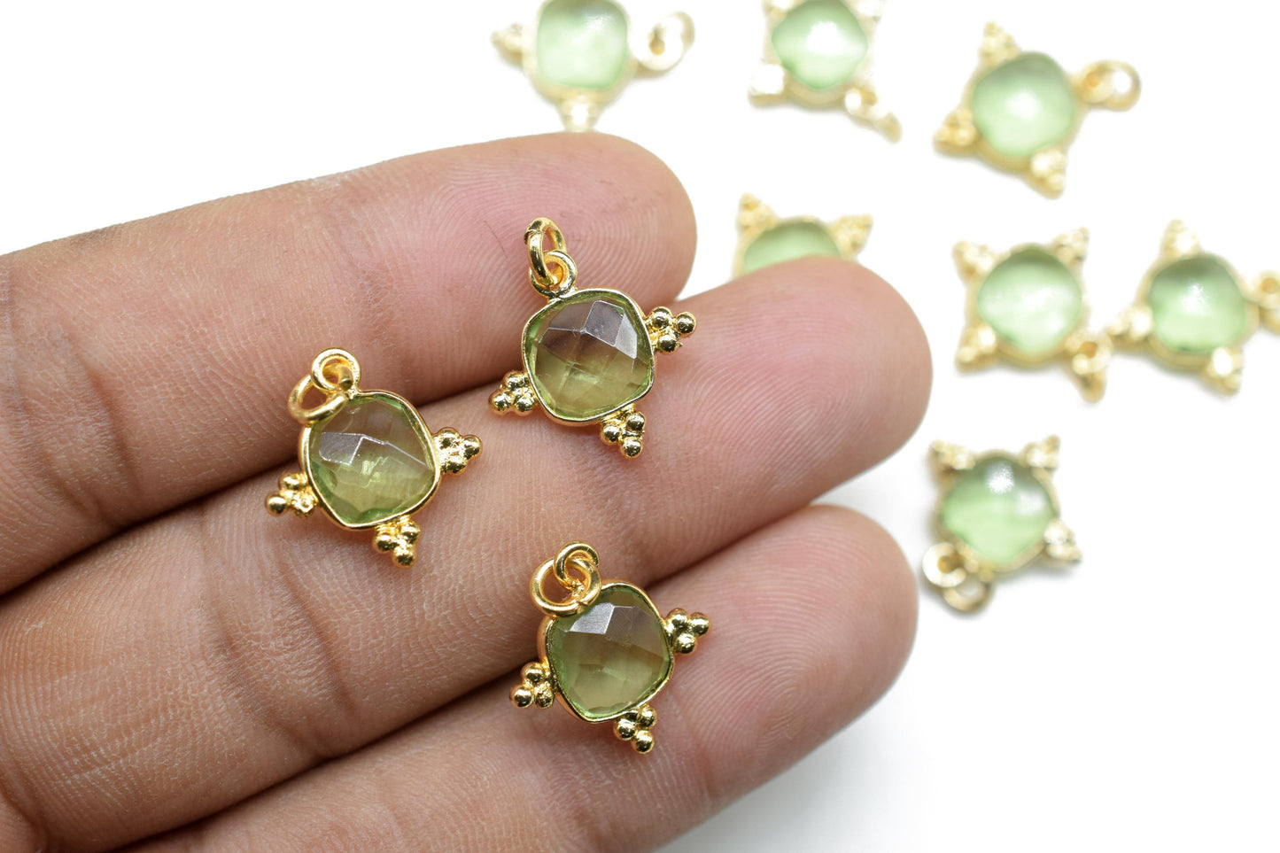 Green Amethyst 8mm Cushion Bezel charm/Station Bezel Link Supplies/Amethyst Jewelry Making/Square Pendant//Gemstone Connector Pendant,Gift