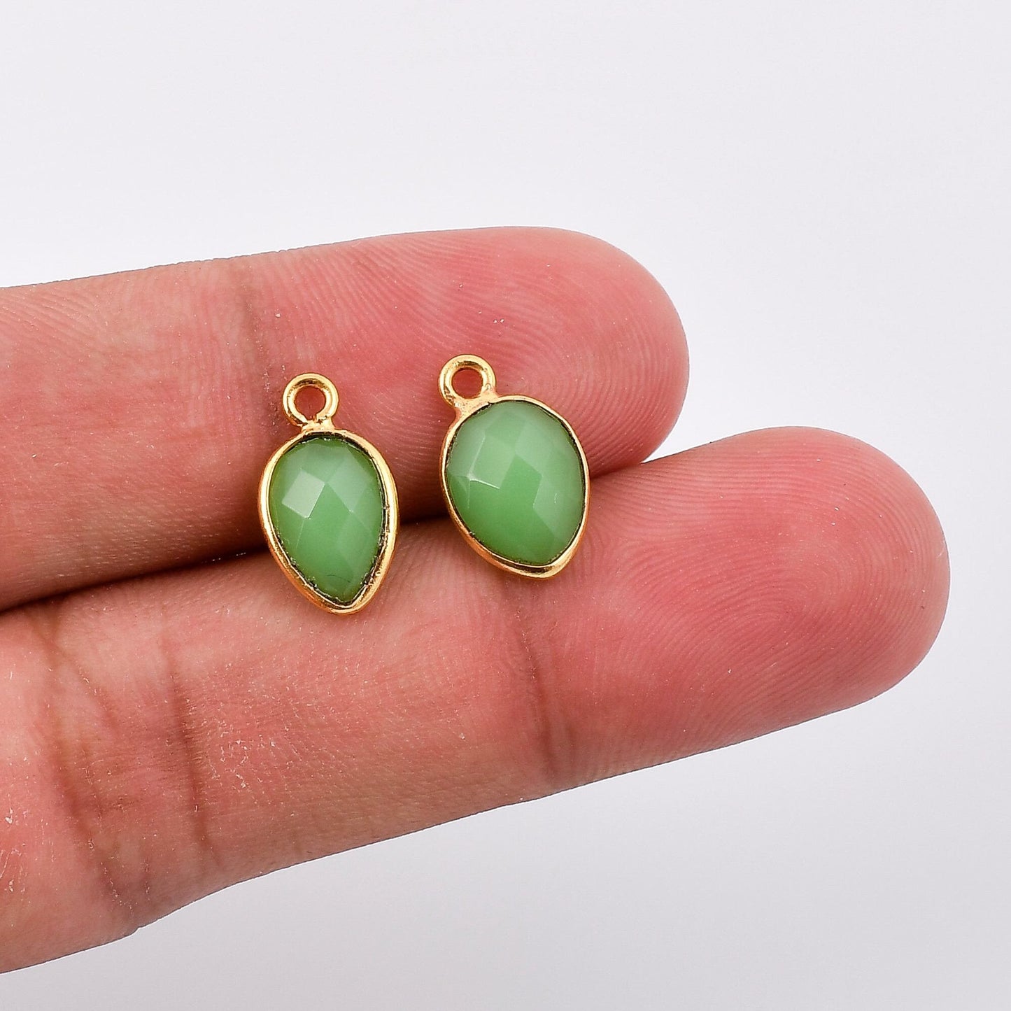 Chrysoprase 7x10mm Pear Shape bezel,Gold Plated bezel,Chrysoprase Bezel connectors,Gold Vermeil Bezel,jewelry making charm,Gold-Filled bezel
