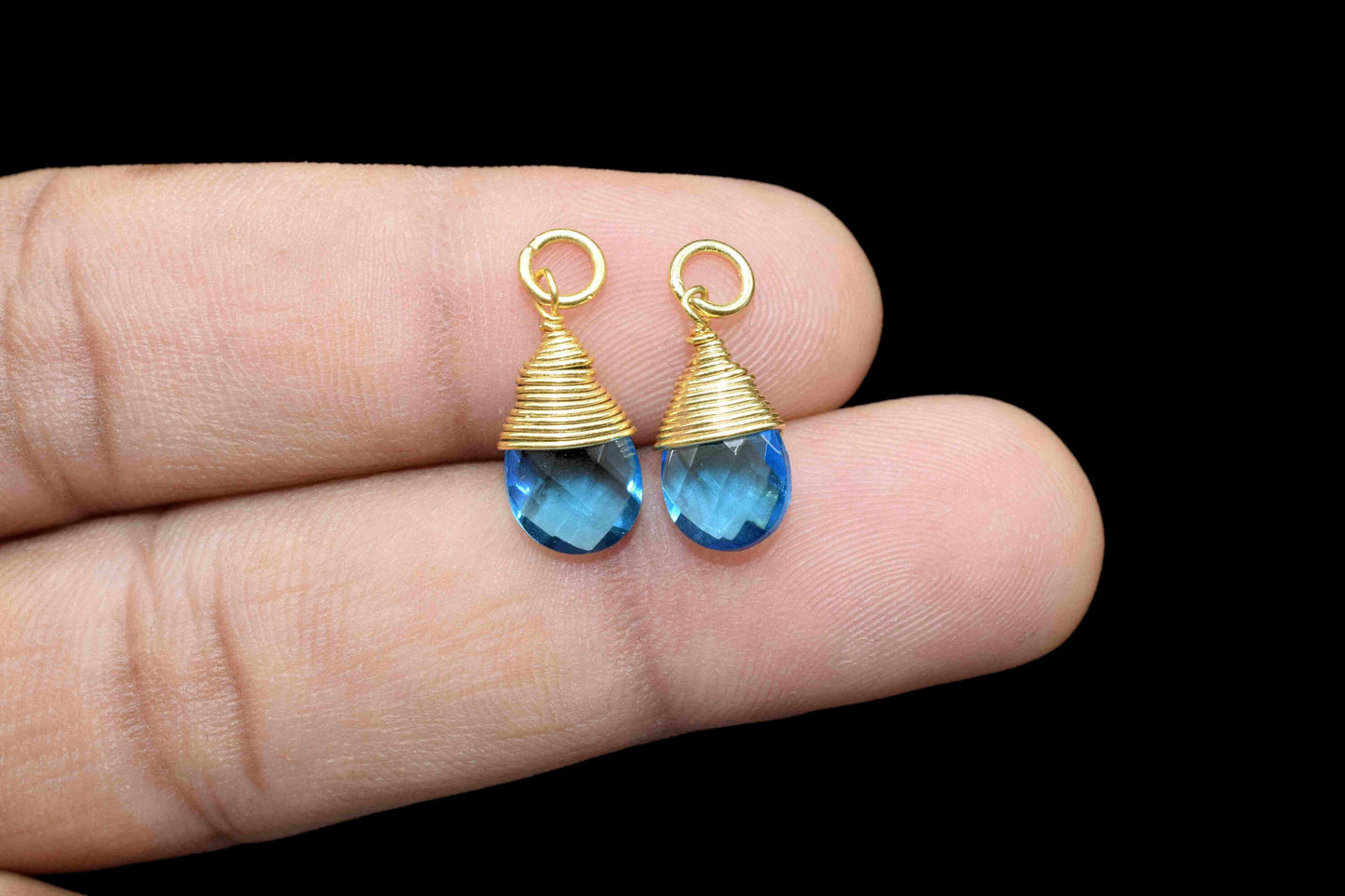 Blue Topaz Teardrop Faceted Connector,Loop Connector,Pendant Jewelry,Gemstone Wire Wrapped Pendant,Wire Wrapped Necklace,Blue Topaz Jewelry,