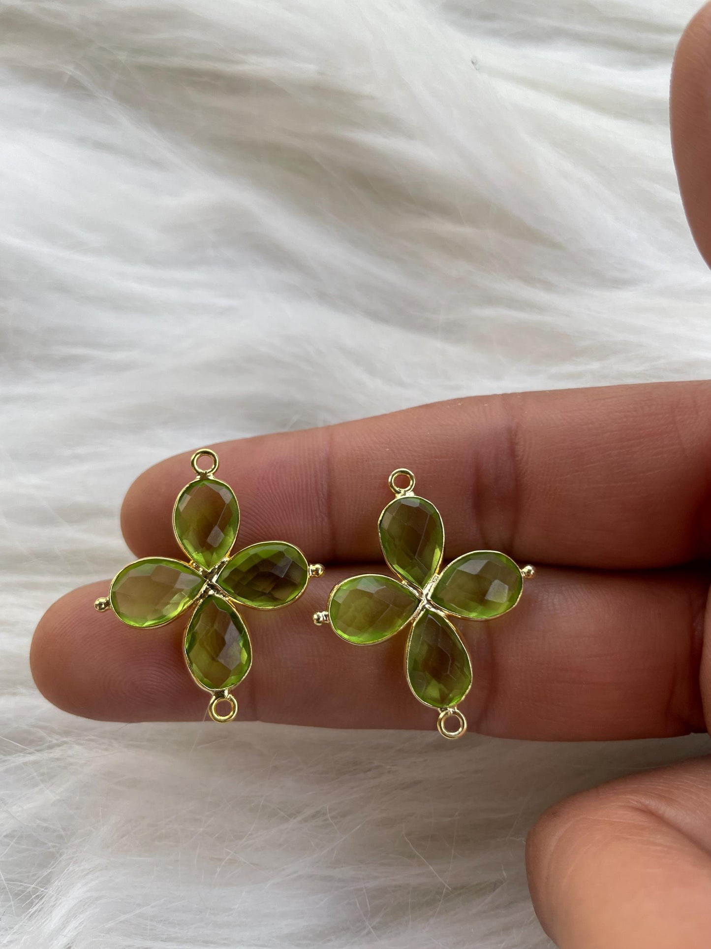 Peridot Teardrop Pendant,Gemstone jewelry Component,Peridot Bezel connector,Peridot Bracelet Charms,Double Bail connectors,Wedding Gift,P122