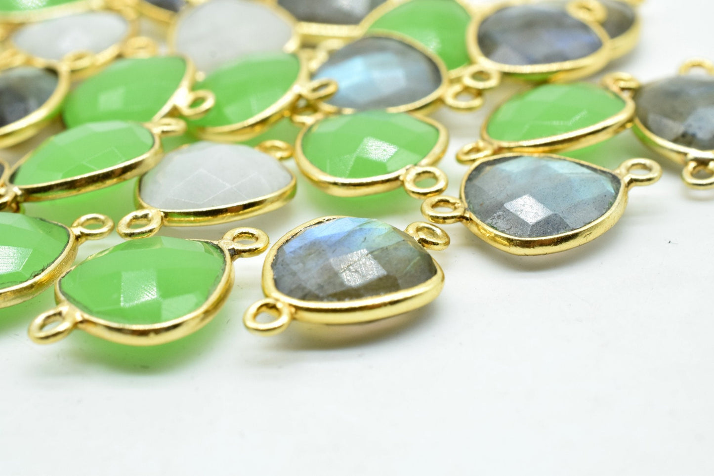 Prehnite 14mm Trillion double bail connectors,Elegant Prehnite Gemstone Components,Pear Shape Connectors,Prehnite Brass Gold Edge Jewelry