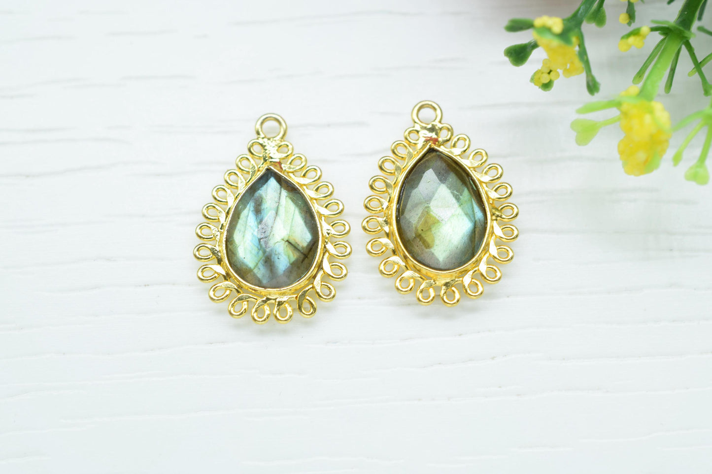 Labradorite 10x14mm Teardrop Charm,Gemstone Bezel Charm,Handmade Jewellery Connector,Single Bail Pendant,Labradorite Pendant,Necklace Charms
