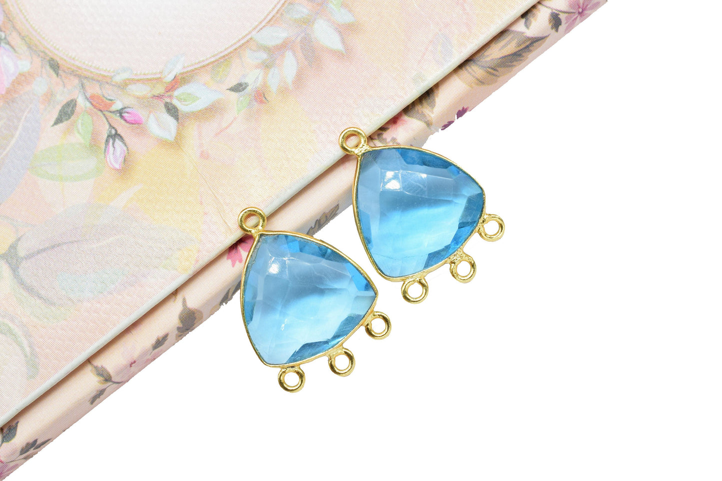 Blue Topaz Faceted 15mm Trillion Shape Charms,Blue Topaz Gemstone Bezel Jewelry,Topaz Gold Plated Single Bail Connector,blue Topaz Charms