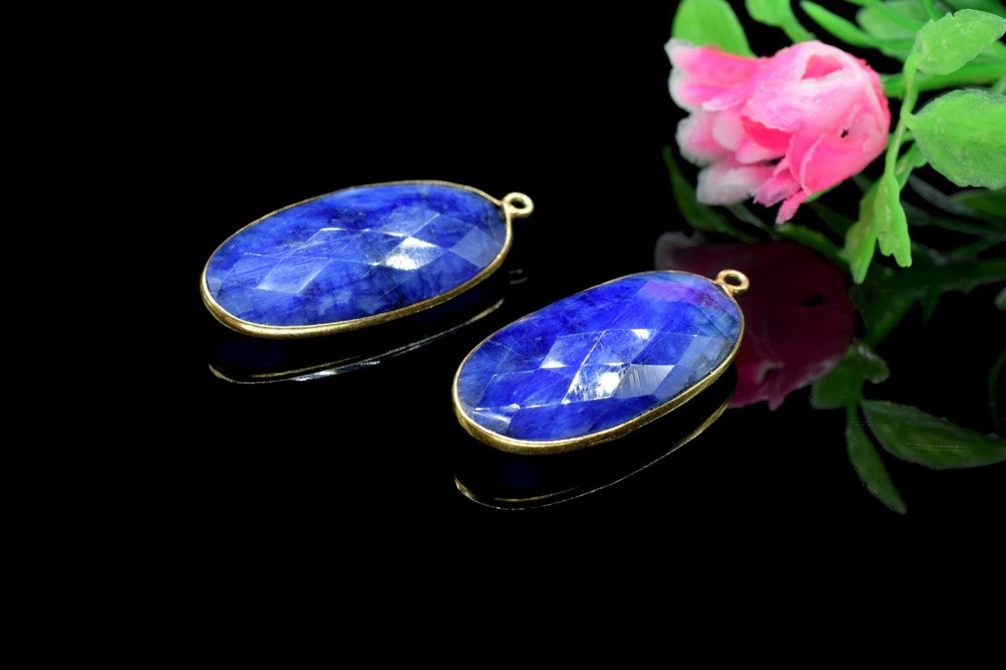 Blue sapphire 14x28mm Long oval Shape bezel,Gold Plated bezel,sapphire Bezel Charm,Gold Vermeil Bezel,jewelry making charm,Gold-Filled bezel