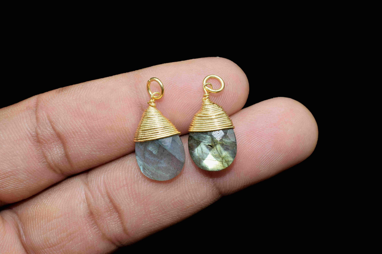Labradorite Teardrop Faceted Connector,Gemstone Wire Wrapped Pendant,Loop jewelry,Pendant Jewelry,Wire Wrapped Necklace,Labradorite Jewelry