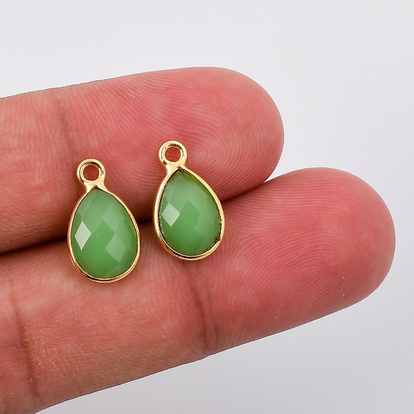 Chrysoprase 9x13mm Bezel charm,Chrysoprase Teardrop Gold Plated bezel,Gold Vermeil Bezel,jewelry making charm,Gold-Filled bezel