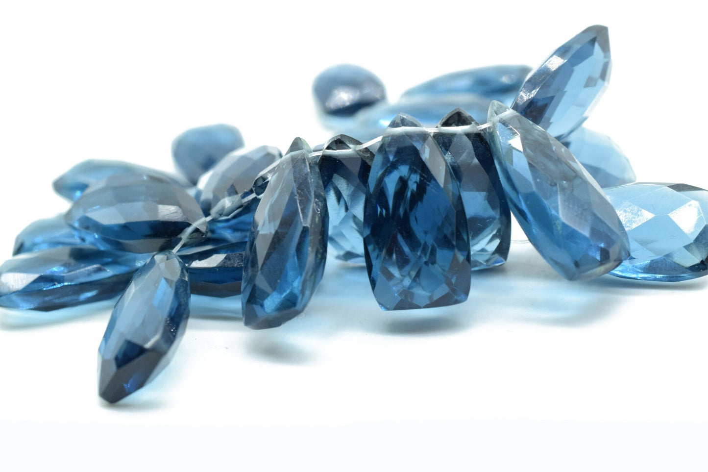 Kyanite Triangle Shape Faceted beads,10x18mm Triangle Shape,Jewelry Making Gemstone Beads,Long Triangle beads,Natural Gemstone Briolette