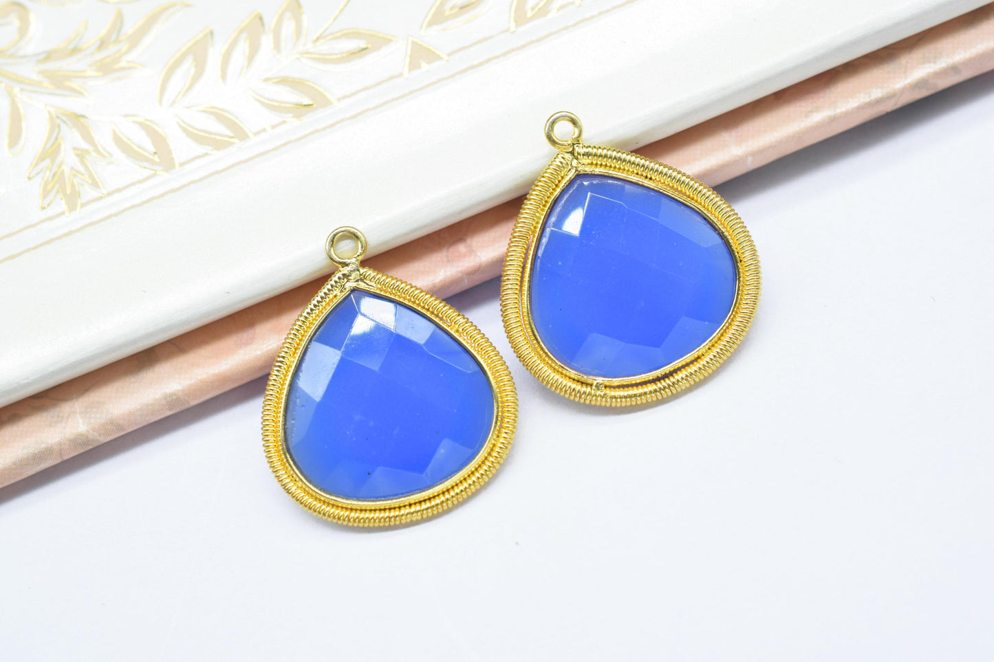 Blue Chalcedony 20mm Heart Charms,Gemstone Heart Bezel,Boho Pendant connector,Single Bail Pendant,Handmade Charm,Component Pendant Jewelry