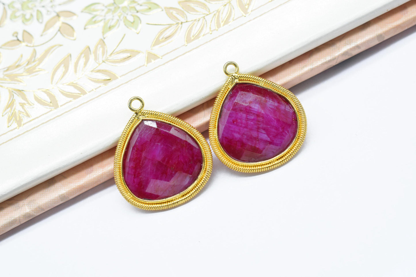 Natural Ruby 20mm Heart Charms,Gemstone Heart Bezel,Boho Pendant connector,Single Bail Pendant,Handmade Bezel Charm,Necklace Pendant Jewelry