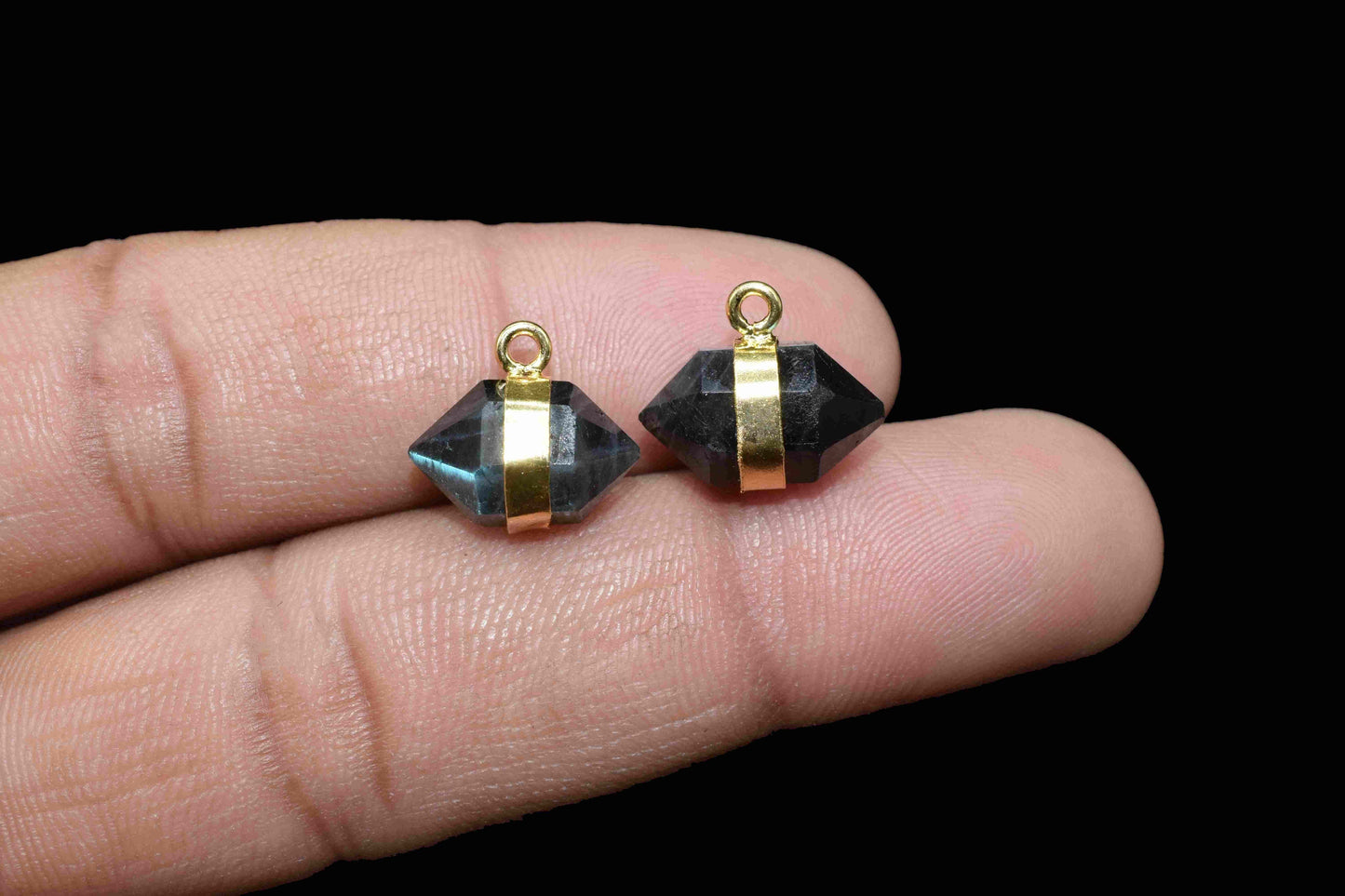 Labradorite 8x14mm Point Pendant,Labradorite Bullet Pendant Jewelry,Labradorite Gemstone Single Bail Pendant with Electroplated Gold Band