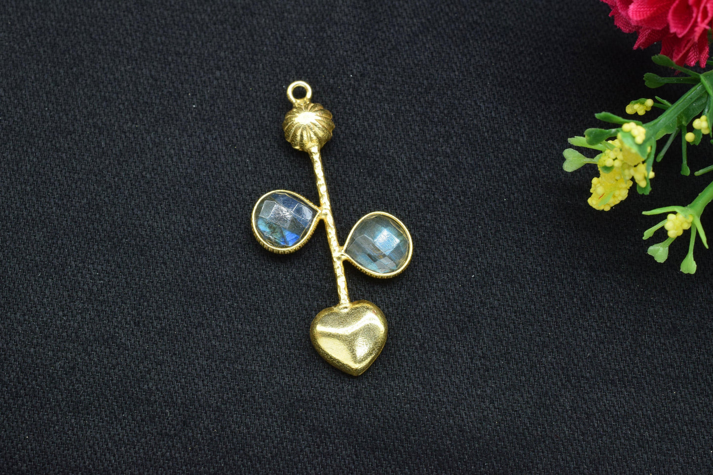 Flashy Labradorite Pendant/Gemstone Component/Faceted Cut Labradorite /Single Bail Charm/Necklace Pendant/Heart Shape Charm/Wholesale Supply