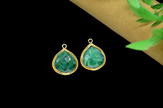 Emerald Gemstone 14mm Heart Shape Bezels Charms,Emerald Gemstone Bezel Pendant Jewelry,Emerald Single Bail Handmade Connectors Jewelry,Gift