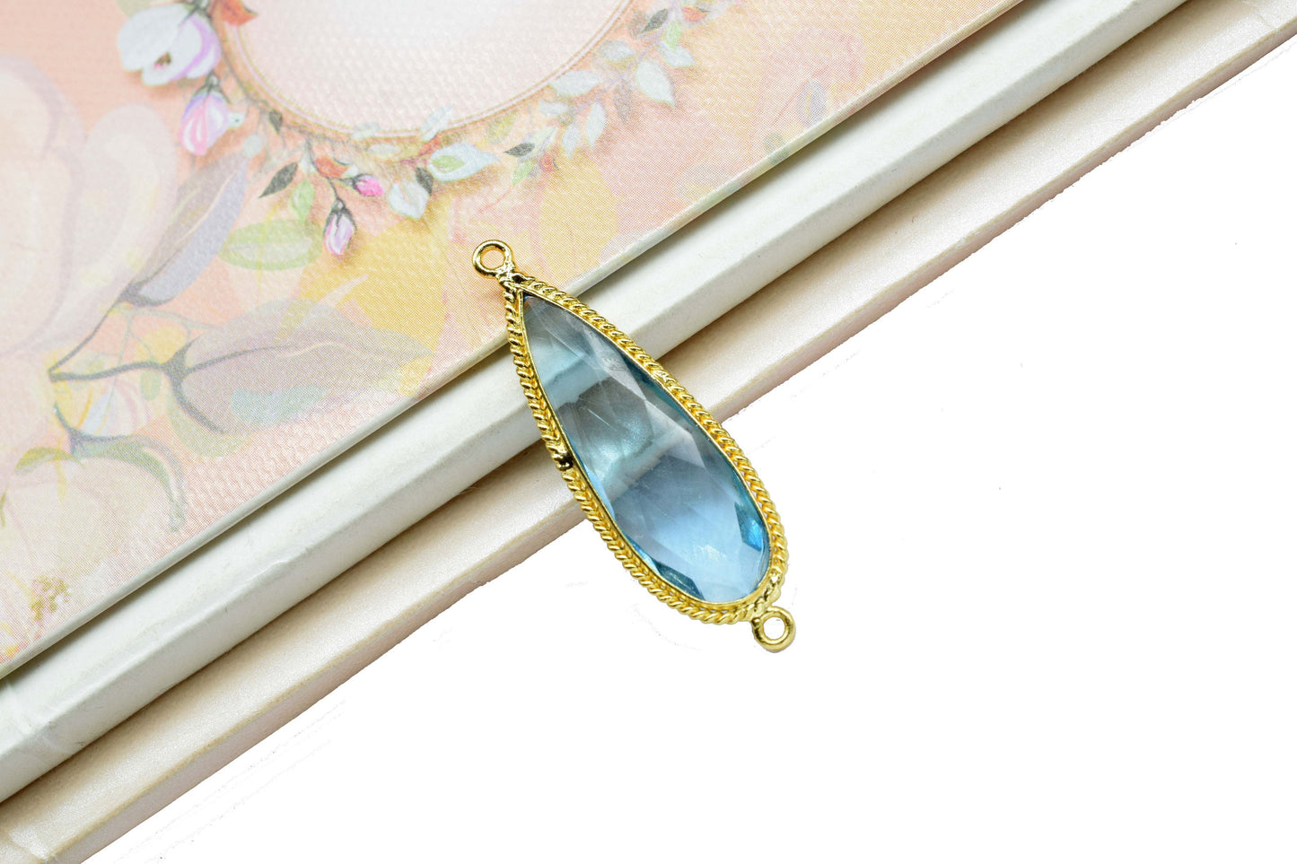 Sky Topaz Faceted Gemstone 10x30mm Pear Shape Bezel,Gemstone Faceted Bezels Jewelry,Sky Topaz charms,Topaz Gold Plating Double Bail Pendant