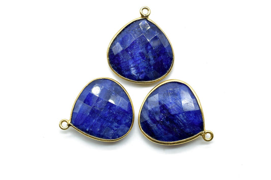 Blue Sapphire 20mm Heart Shape Charm,Dyed Blue sapphire Faceted Heart Shape Connector,Bezel Heart Shape Connector,Single Flat Bail connector