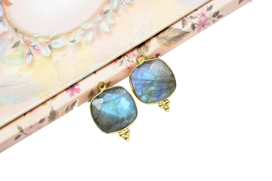 Labradorite 14mm Cushion Bezel Connector,Gemstone Bezel Connector,Brass Bezel Jewelry Supplies,Labradorite Jewelry,Labradorite Pendant,Gifts
