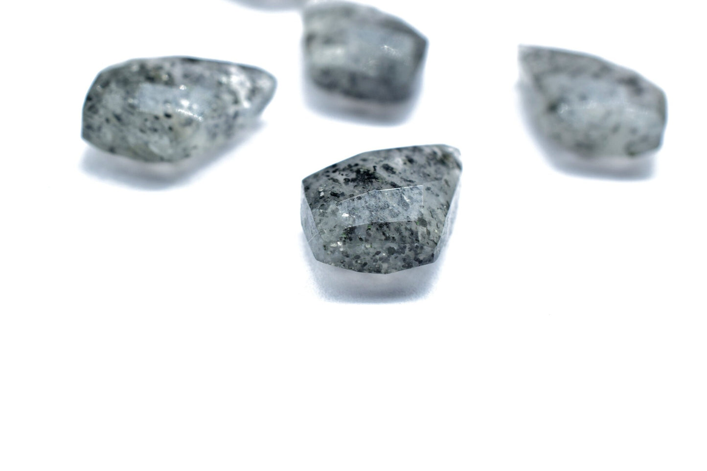 Black Sunstone 10x14mm Faceted Tie shape Briolettes,fancy briolette beads,Black Sunstone Beads,Sunstone Faceted Beads, Sunstone Briolette,