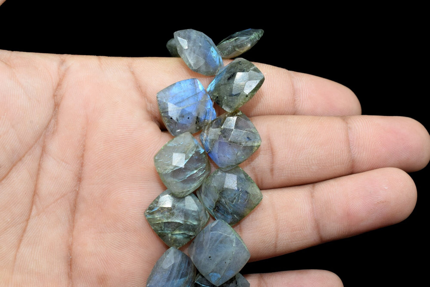 Labradorite Faceted Cushion Briolettes,Labradorite Square briolettes,Labradorite T Drill briolettes,Labradorite 14mm briolettes,Top quality
