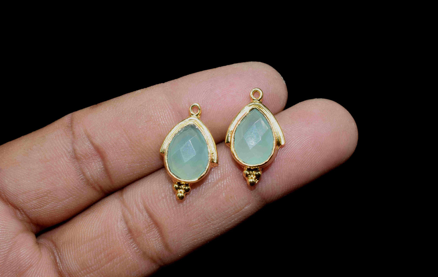 Aqua Chalcedony 9x13mm Bezel Connectors,Aqua Quartz jewelry making charm,Singel bail connnectors, Aqua Teardrop,Aqua Quartz Gemstone Bezel