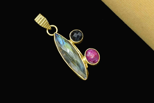 Multi Gemstone Pendant,Ruby Pendant,Labradorite Gemstone Jewelry,Pendant Jewelry,Multi Stone Pendant,Black Onyx Pendant,Jewelry Making,Gift
