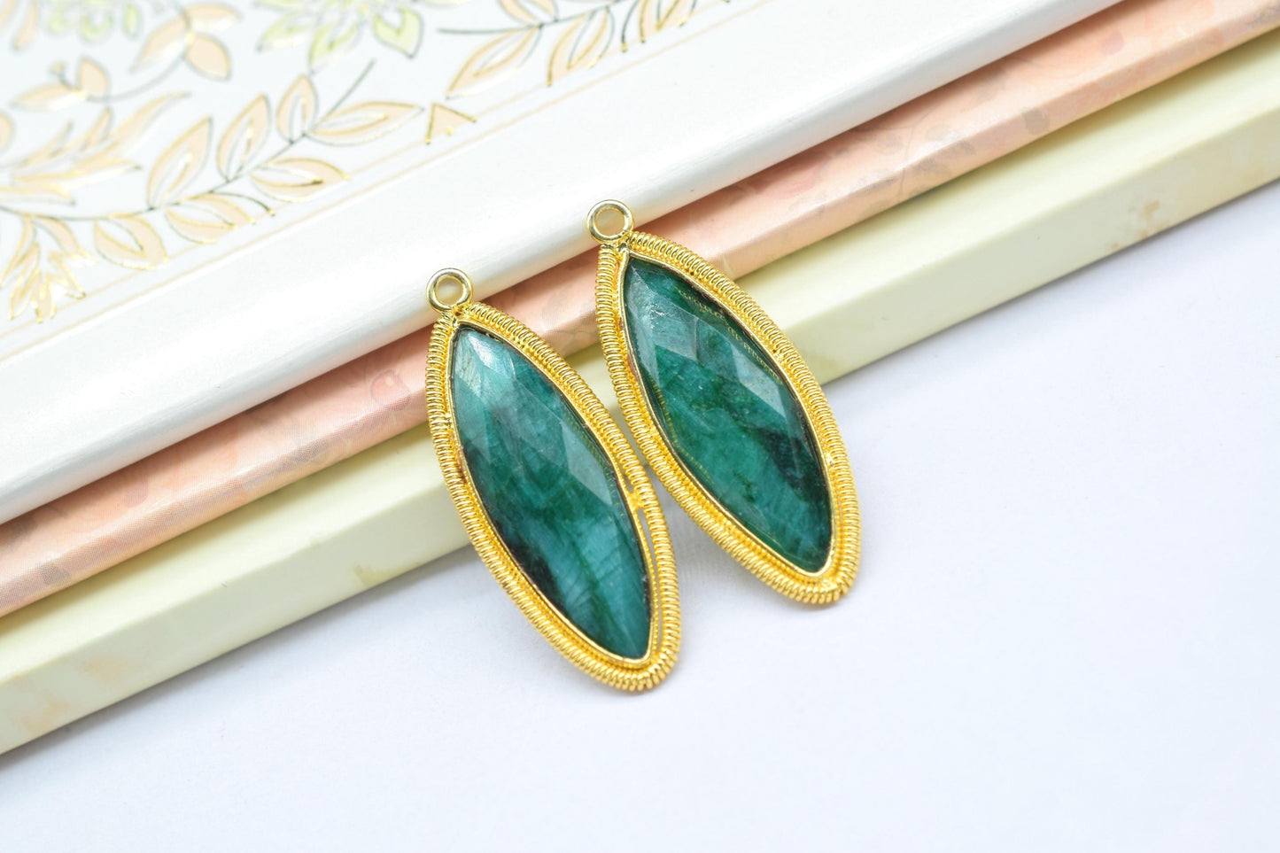 Emerald 10x30mm Bezel Charm,Gemstone connector,Marquise Shape Charm,Single Bail Pendant,Handmade Component Pendant,Emerald Bezel Jewelry