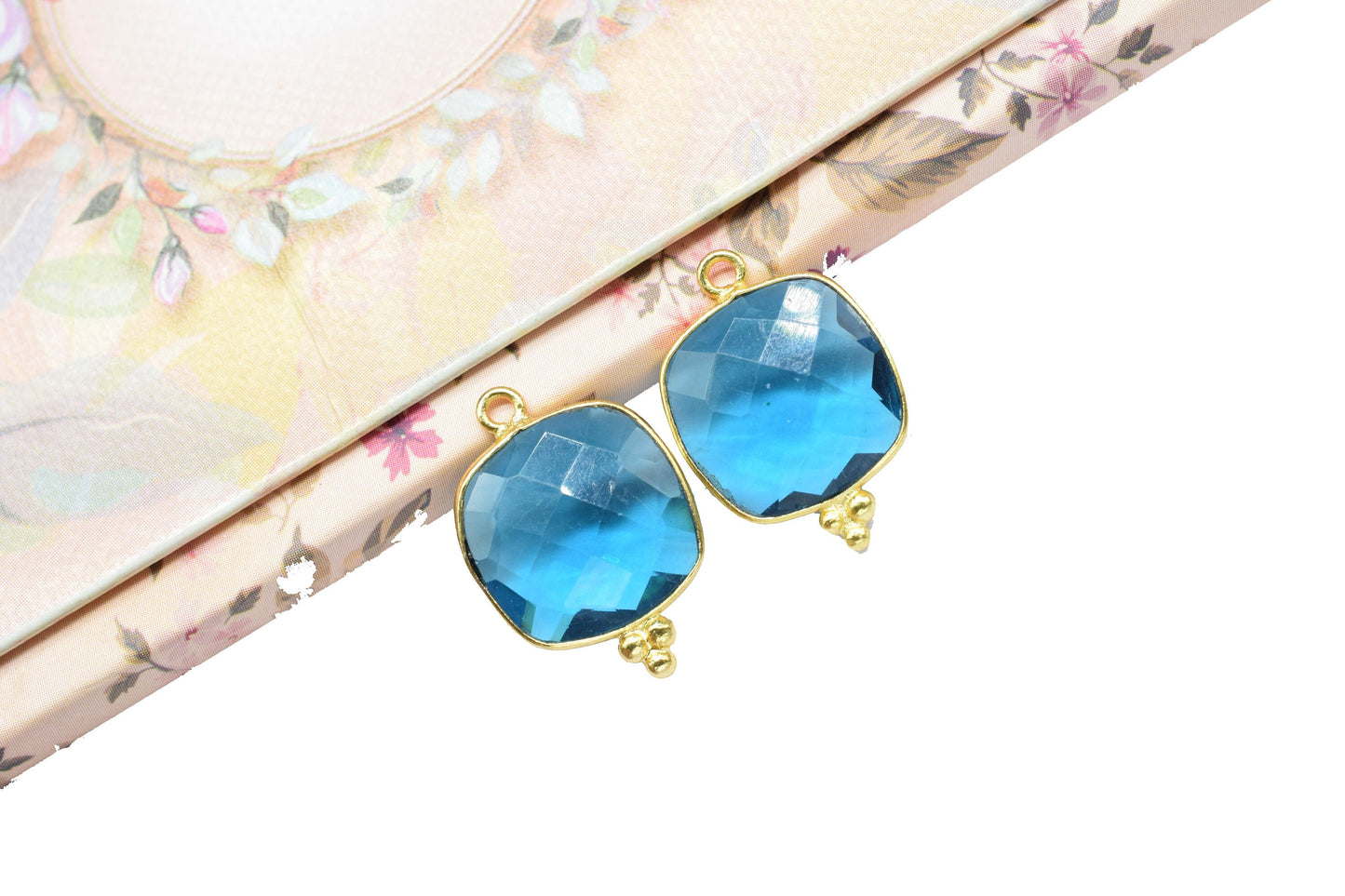 Neon Apatite Gemstone Bezel charm,Neon Apatite Gemstone Faceted Bezels,Neon Apatite 14mm Cushion shape Gold Plating Single Bial Pendant,Gift