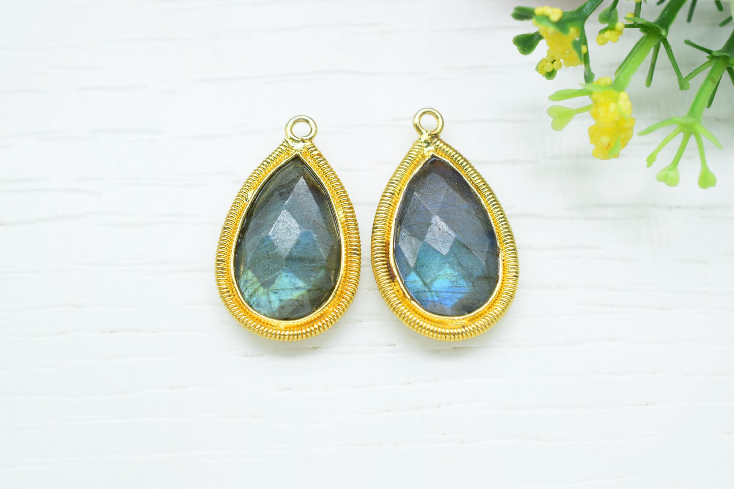 Labradorite 12X20mmmm Bezel Charm,Gemstone Bezels,Boho Pendant Charms,Single Bail Pendant,Handmade Brass Pendant,Bezel Connectors,B'day Gift