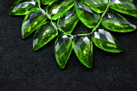Peridot 10x20mm Horn shape faceted beads,Shark Tooth Shape beads, jewelry supplies,Peridot Briolettes,AAA Quality Briolettes,Peridot Beads