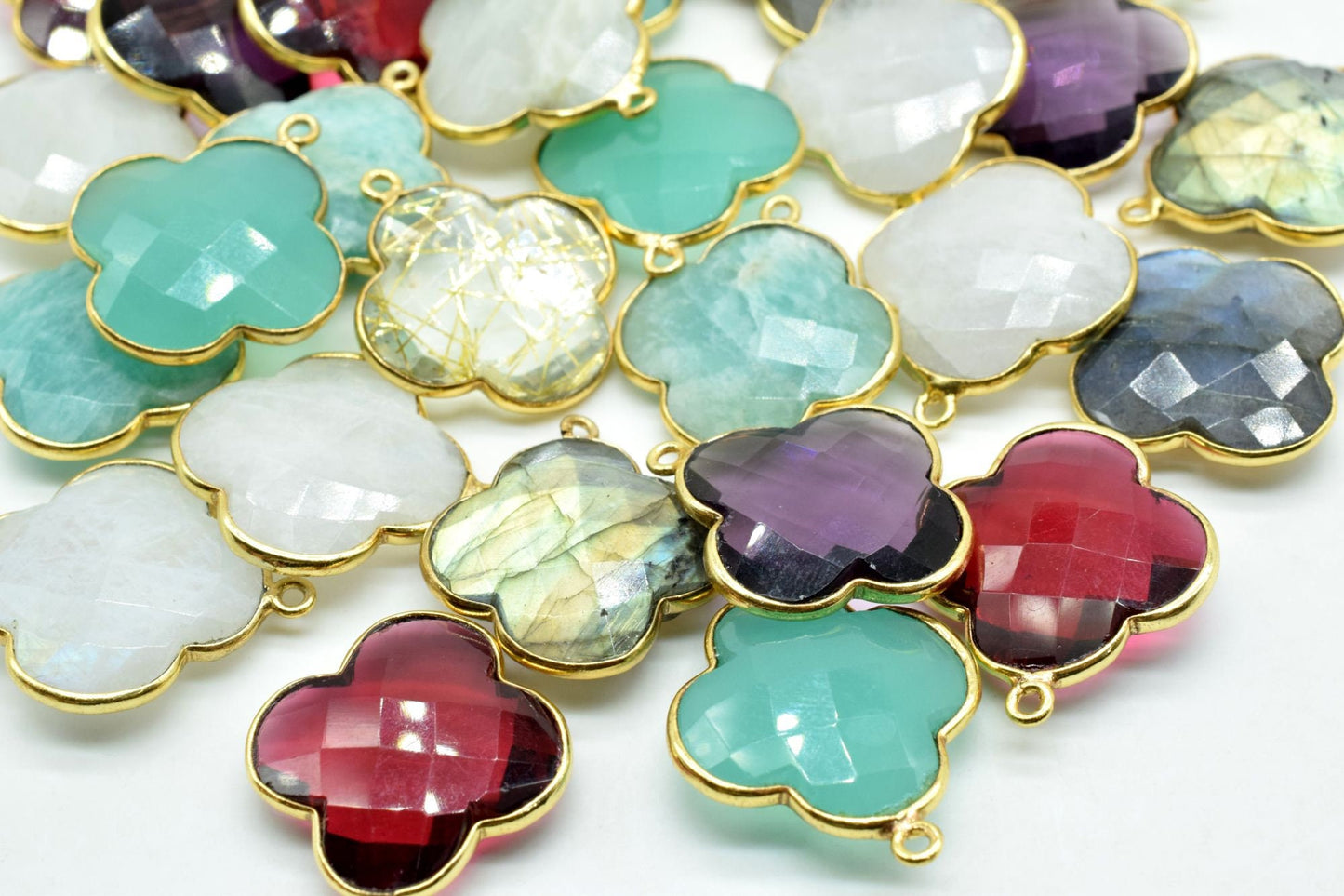 Labradorite 20mm Clover Shape Connector,Gold Plated Single Bail Gemstone ConnectorLabradorite Clover Briolette,Labradorite Clover Stone Link