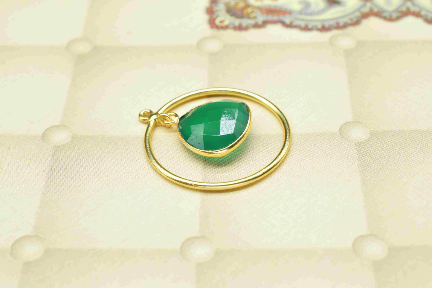 Gemstone Trillion Bezel Pendant,Finding Round,Women Earring,Bridal Earring,Station Link Supply,Gemstone Circle Components,Pendant Jewelry