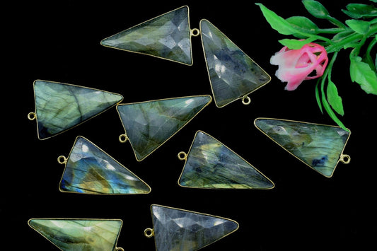 Labradorite Gemstone 20x30mm Triangle shape,Labradorite December birthstone Handmade Connector,Labradorite Gold Plated Single bail connector